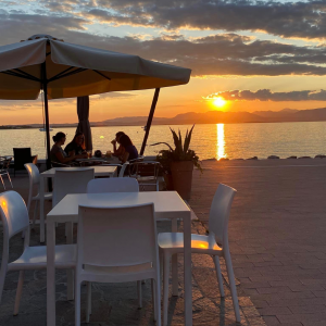 BEACH BAR & FOOD - EL RIEL - TERRAZZA DEL BOFF - APERITIVI AL TRAMONTO SUL LAGO DI GARDA